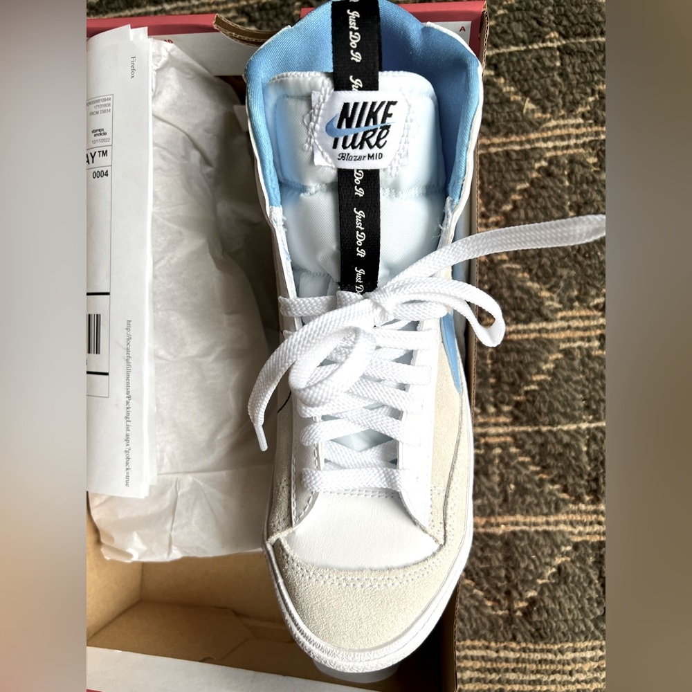 Nike Blazer 77 Mids - University Blue and White - NO LONGER AVAILABLE IN STORES!